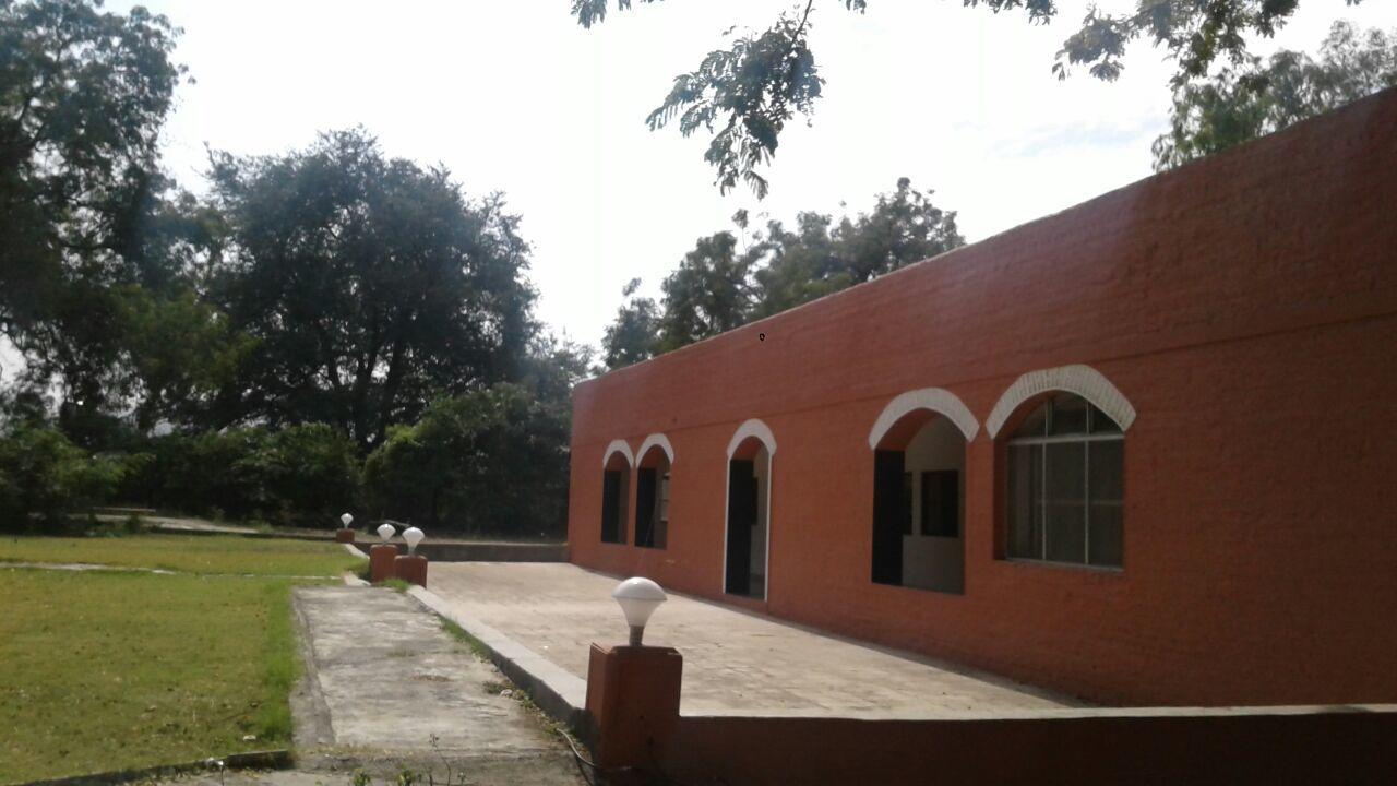 Kailas Resort 2*
